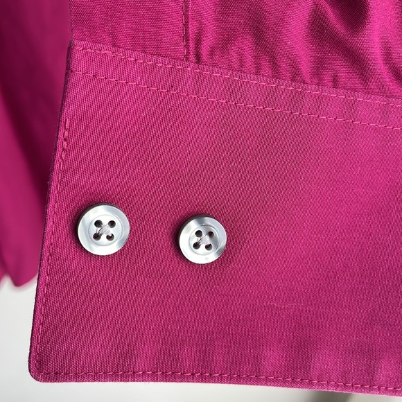 Van Heusen Men Burgundy Fitted Button Down- Front Pocket- Cuffed sleeves-Size 15 - Picture 12 of 15